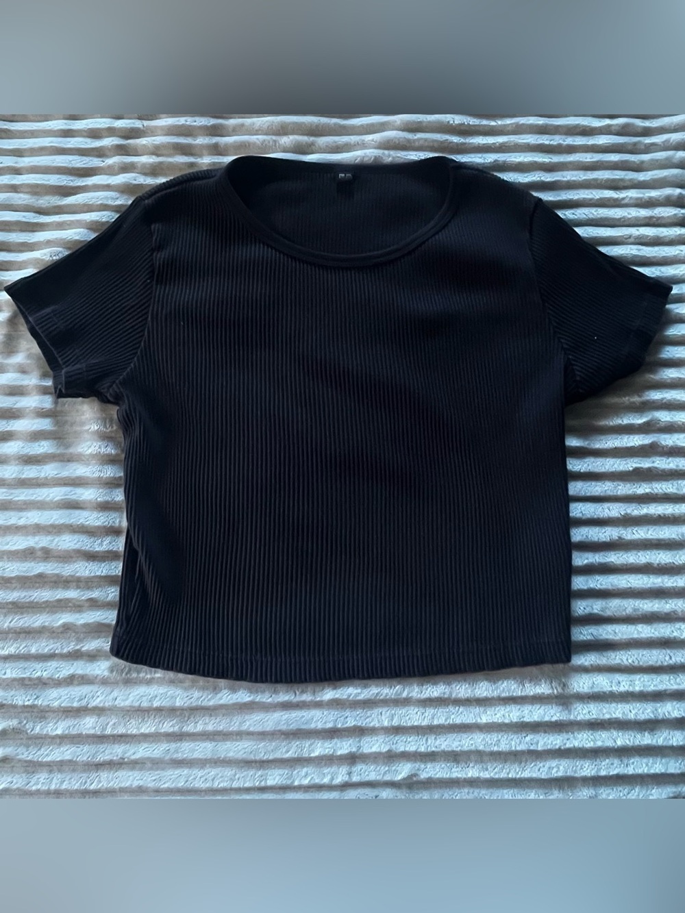 UNIQLO Ribbed Baby Tee♡